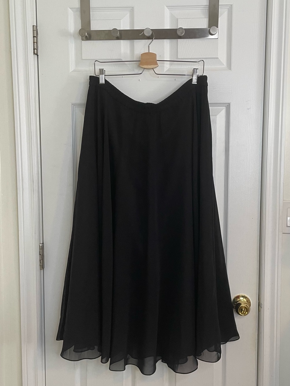 Vintage Elegant Flowing Black A-Line Midi/Maxi Evening Skirt Size 12